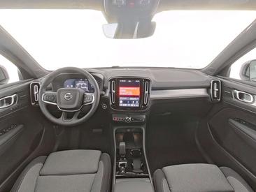Volvo XC40 B4 Plus — photo 5