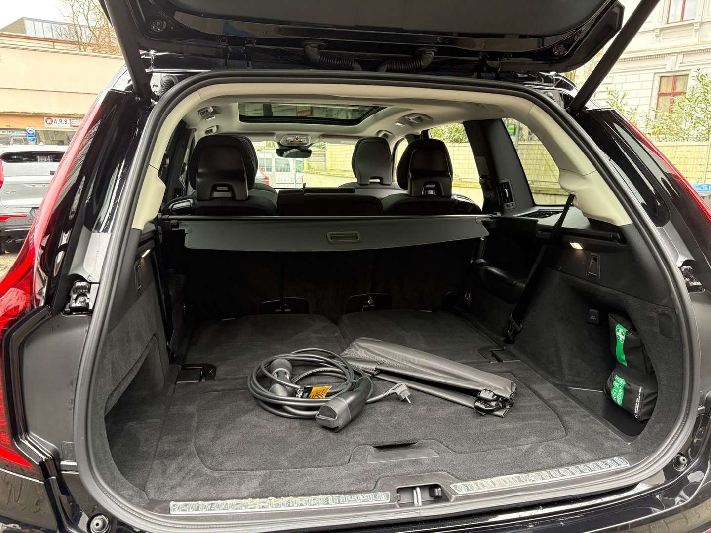Volvo XC90 T8 Plus - 2025 - Joinsteer - #10