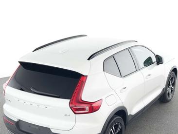 Volvo XC40 B4 Plus — photo 8