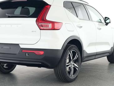 Volvo XC40 B4 Plus — photo 10