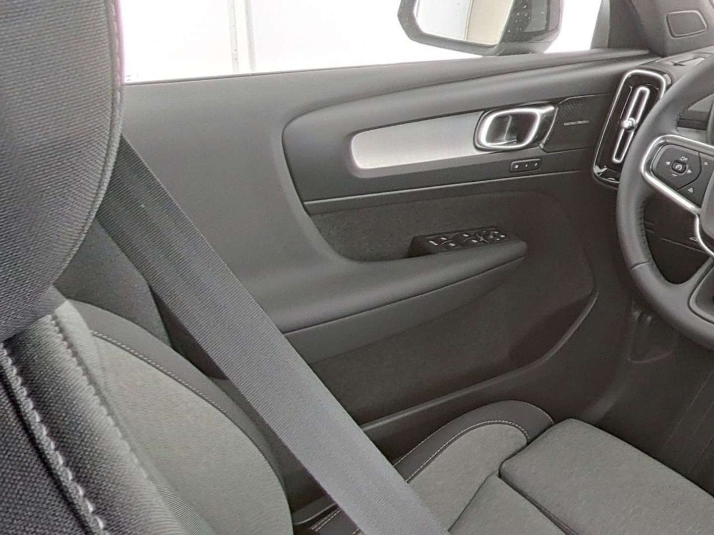 Volvo XC40 B4 Plus - 2025 - Joinsteer - #11