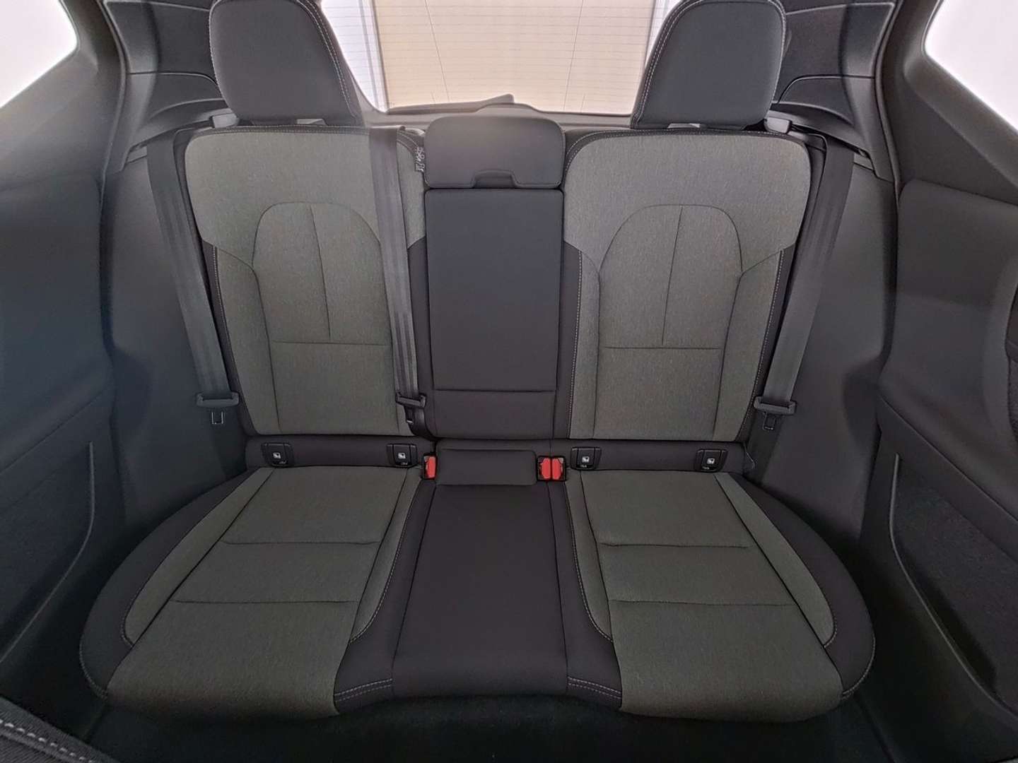 Volvo XC40 B4 Plus - 2025 - Joinsteer - #12