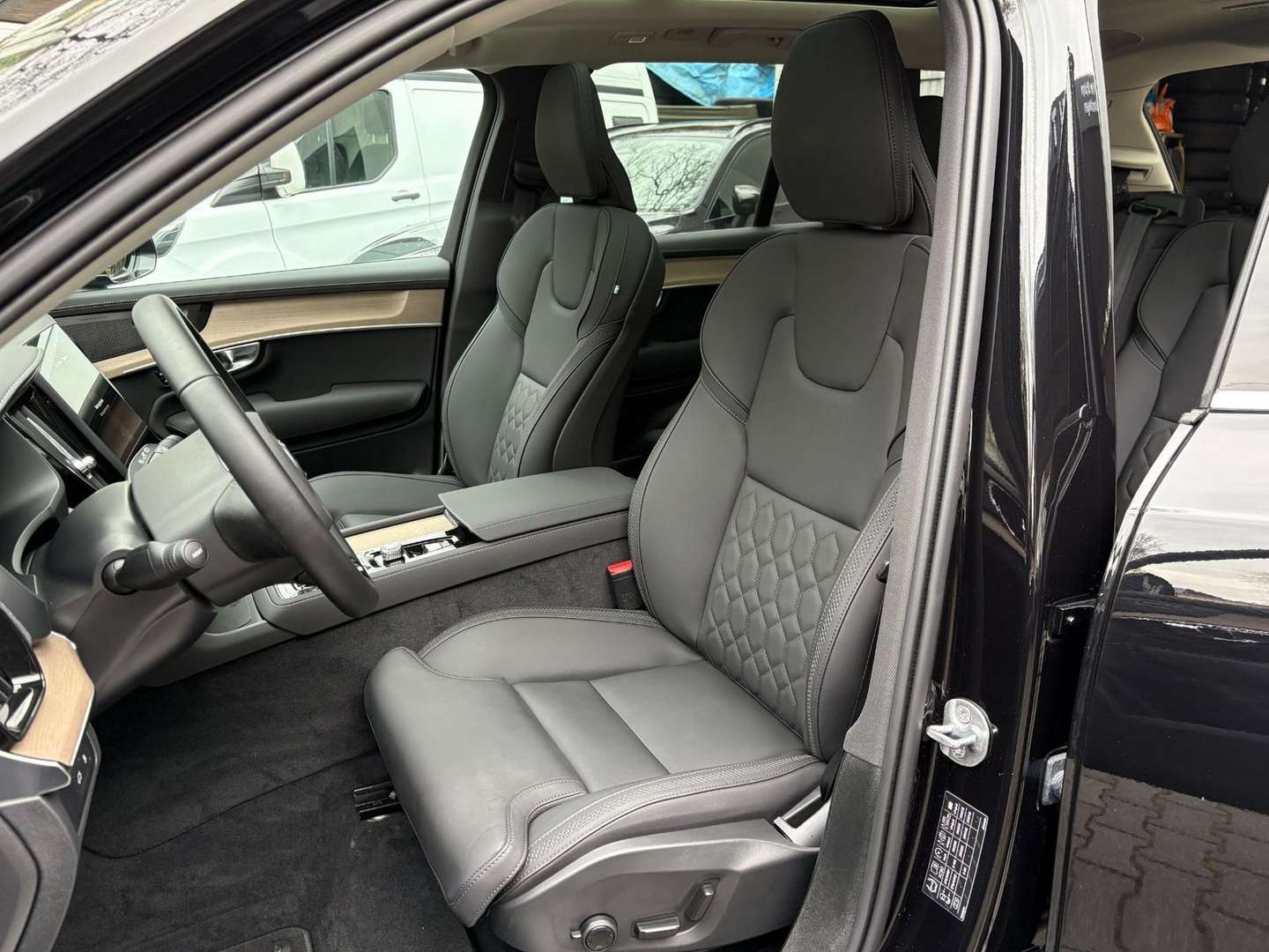 Volvo XC90 T8 Plus - 2025 - Joinsteer - #9