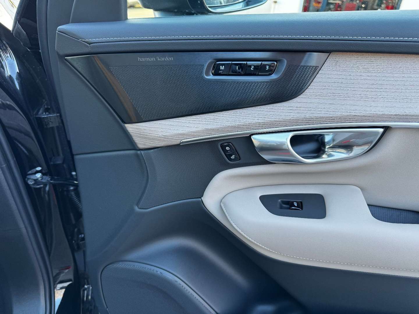 Volvo XC90 T8 Plus - 2025 - Joinsteer - #25