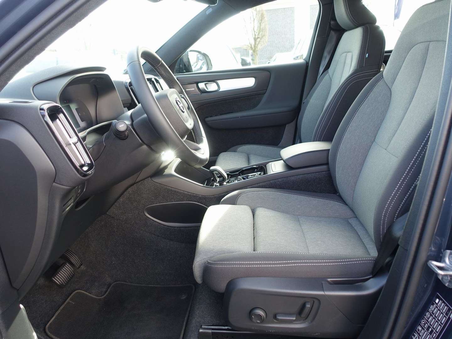 Volvo XC40 B4 Plus - 2025 - Joinsteer - #9