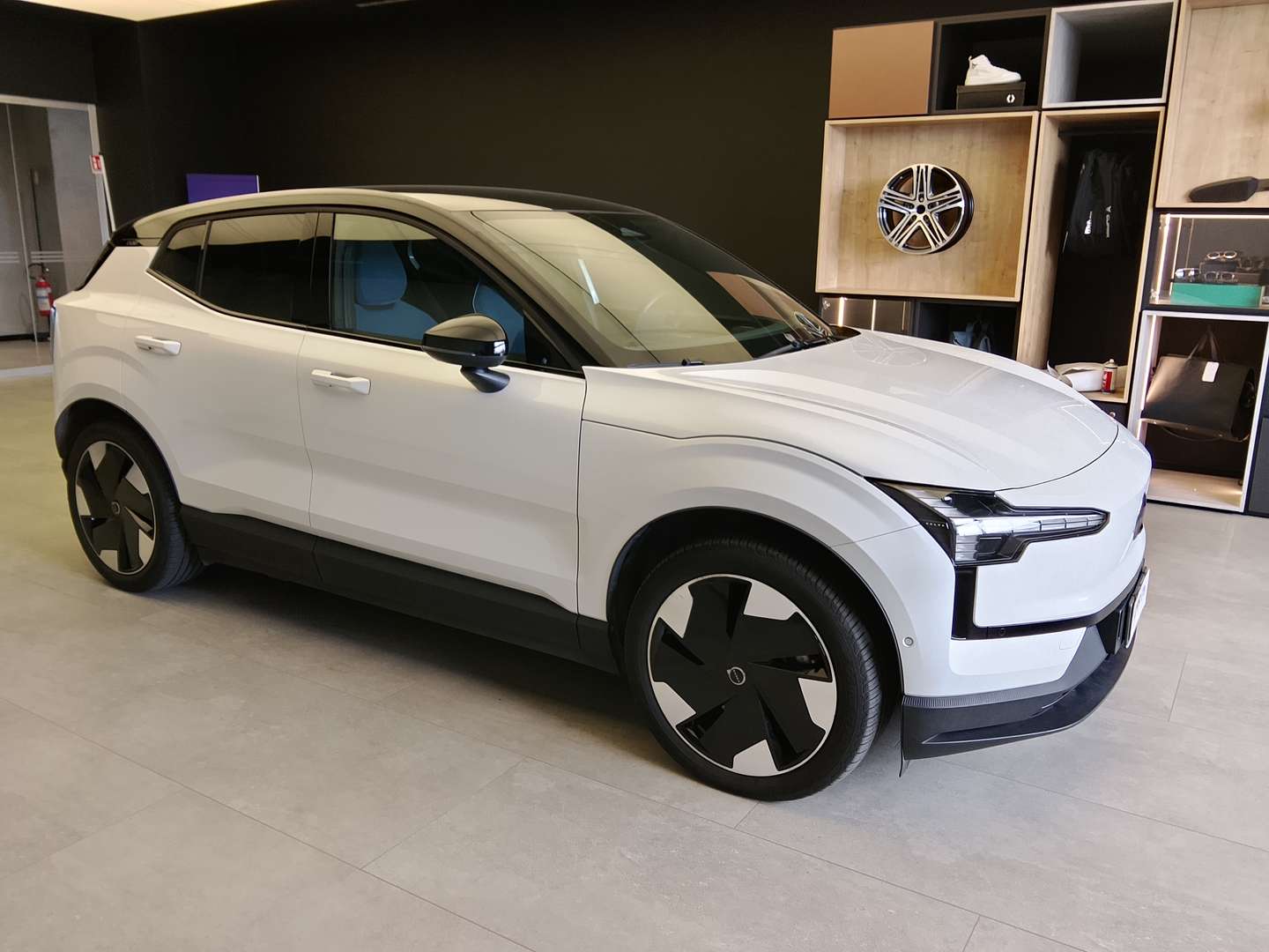 Volvo EX30 Extended Range Ultra Single Motor - 2023 - Joinsteer - #2