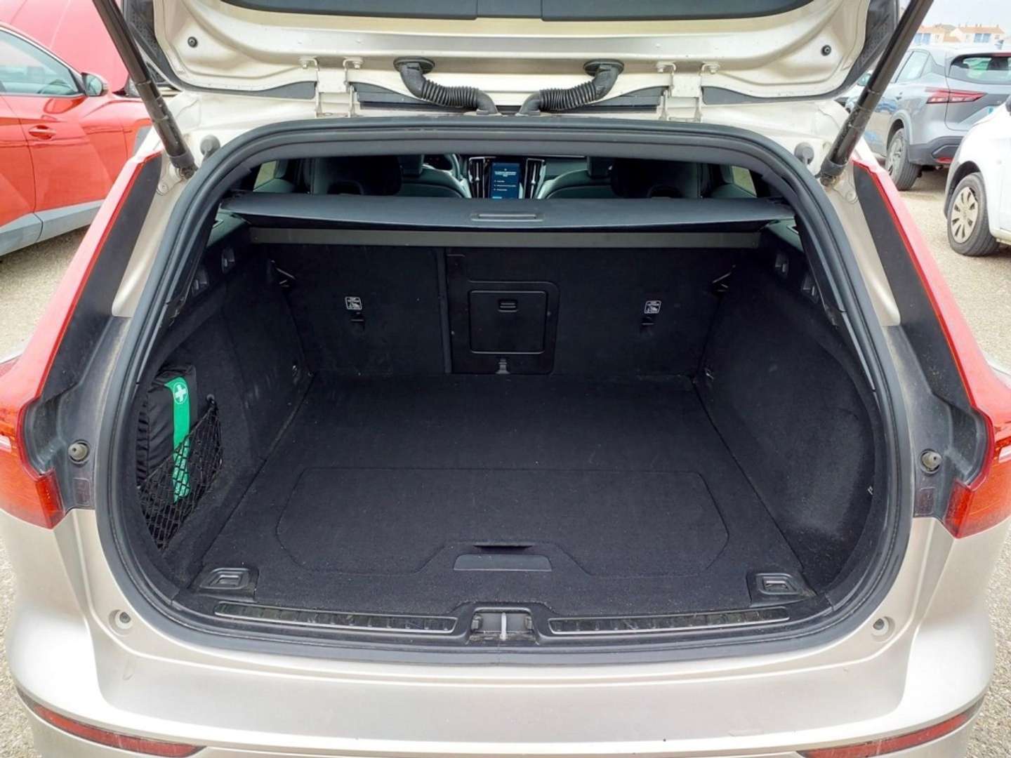 Volvo V60 Cross Country B4 Ultimate - 2022 - Joinsteer - #6