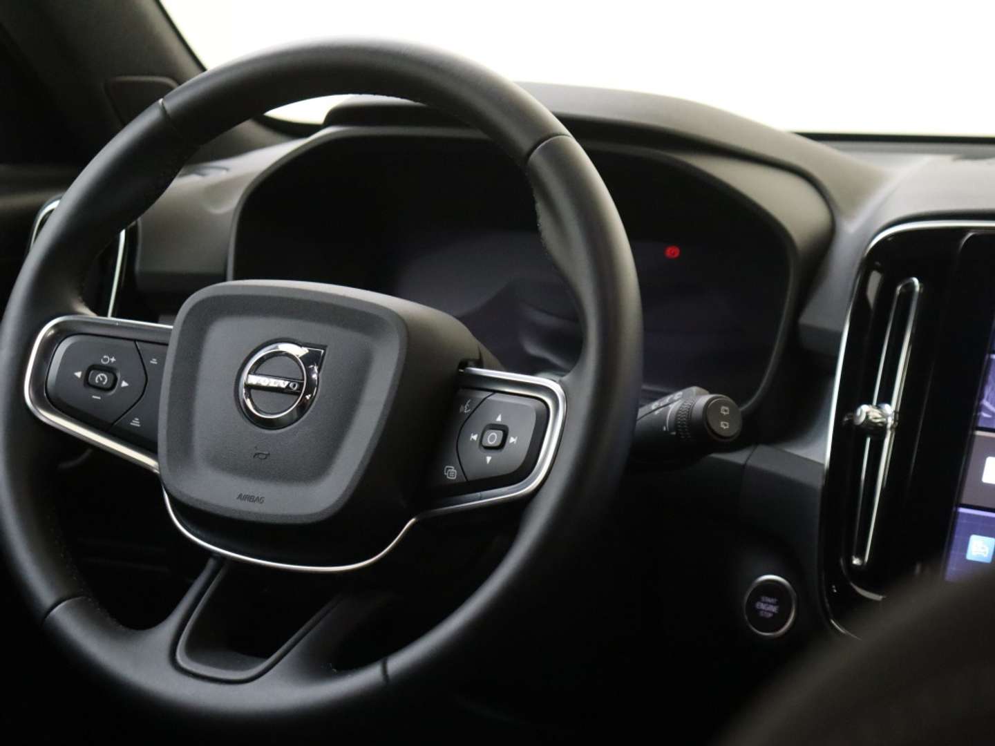 Volvo XC40 B4 Plus - 2025 - Joinsteer - #9