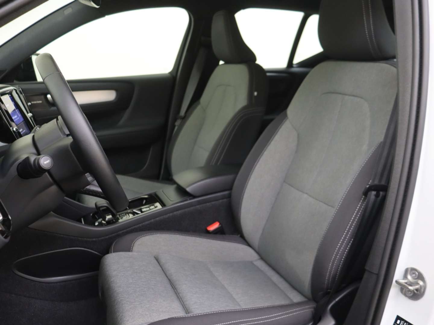 Volvo XC40 B4 Plus - 2025 - Joinsteer - #14