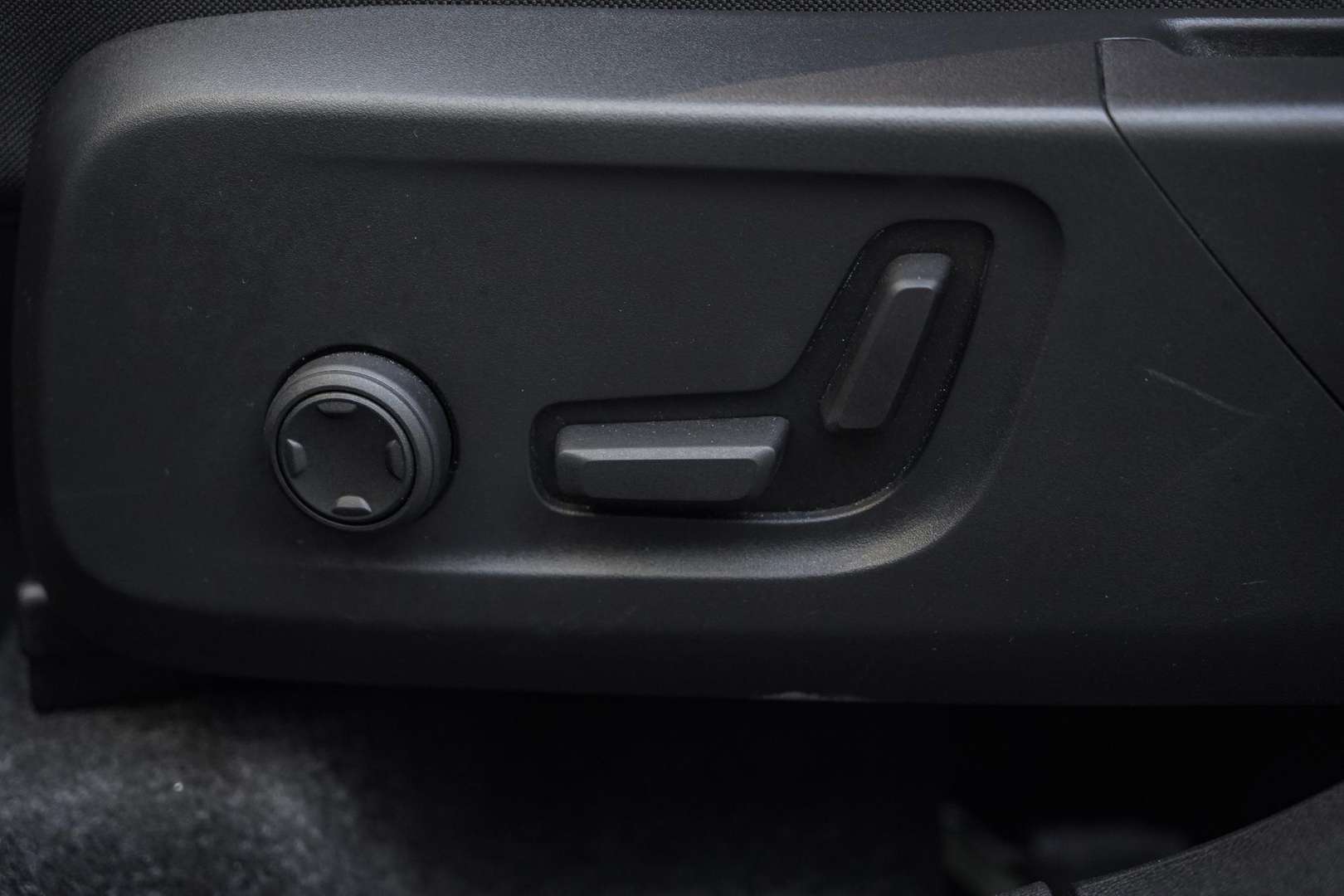 Volvo XC40 B4 Plus - 2025 - Joinsteer - #16