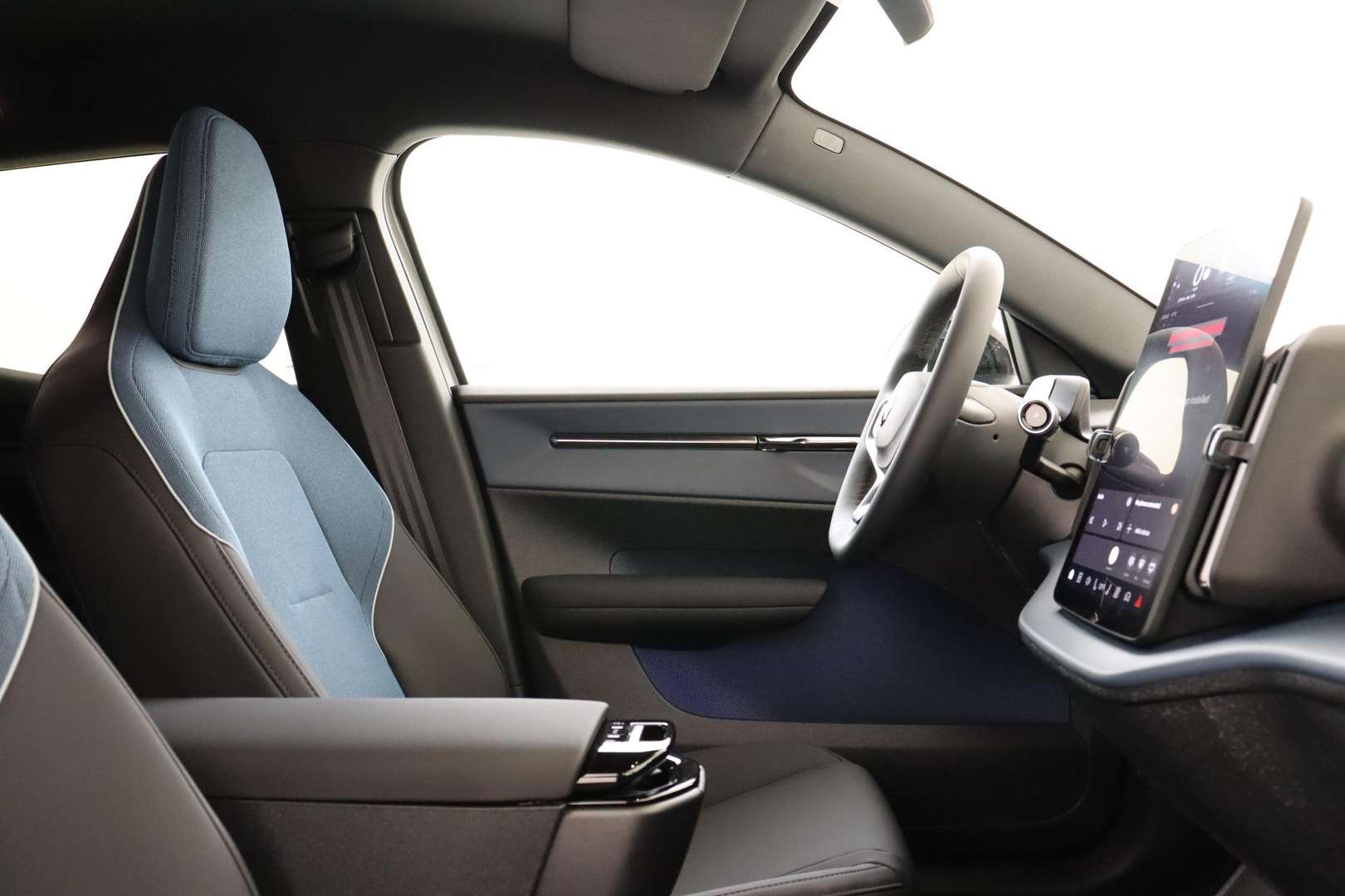 Volvo EX30 P5 Plus - 2026 - Joinsteer - #7