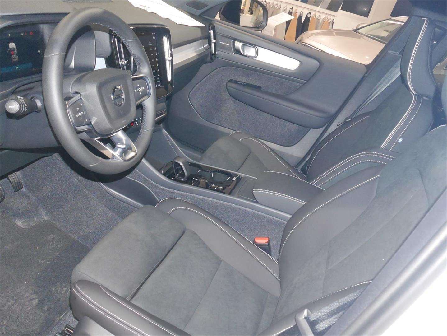 Volvo XC40 B3 Plus - 2026 - Joinsteer - #7