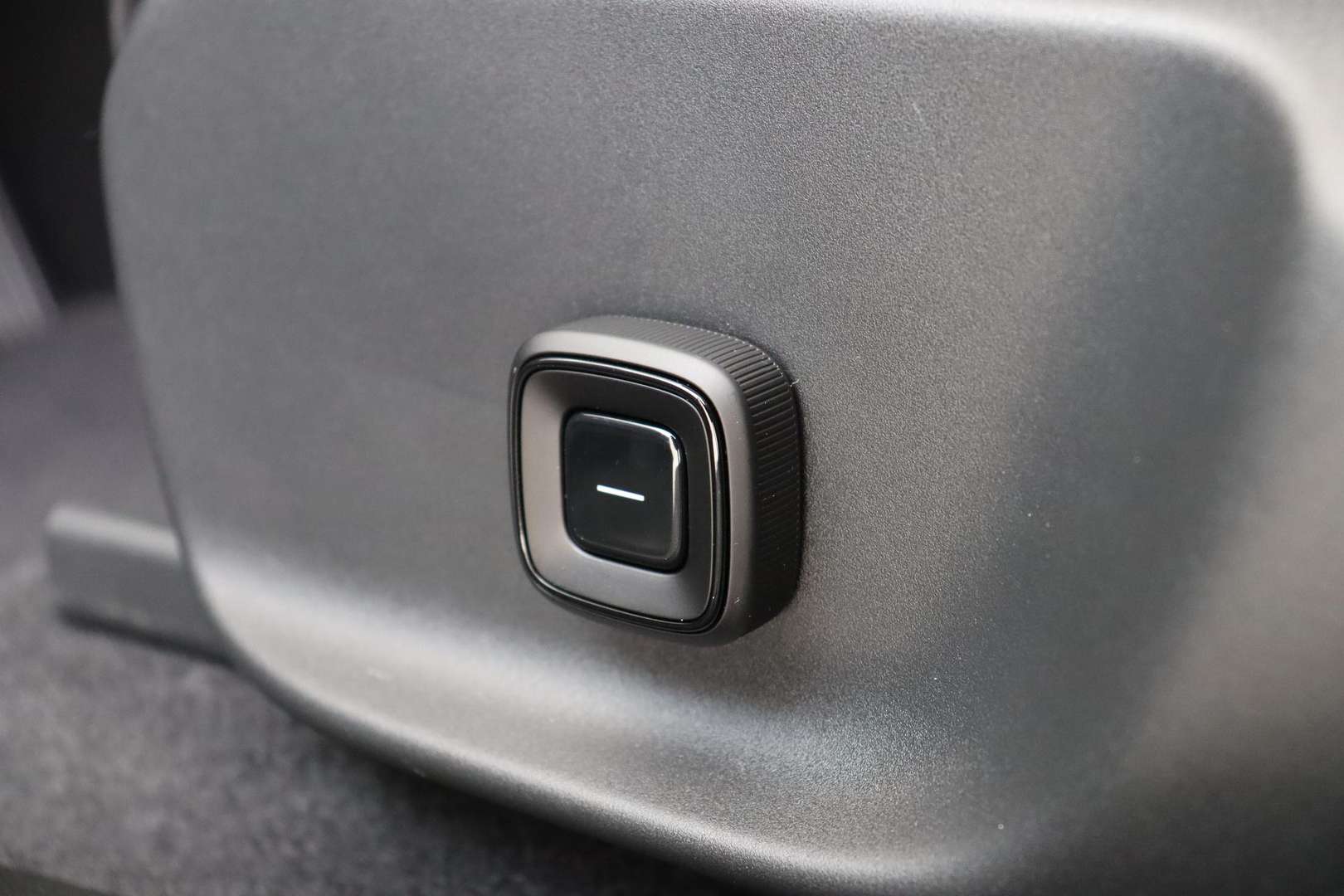 Volvo EX30 P5 Plus - 2026 - Joinsteer - #21