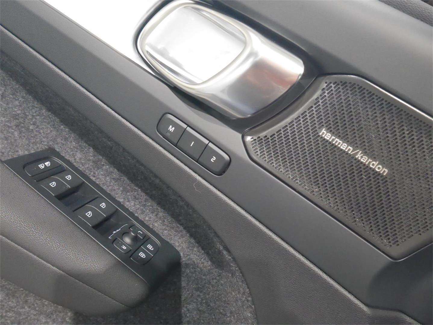 Volvo XC40 B3 Plus - 2026 - Joinsteer - #15