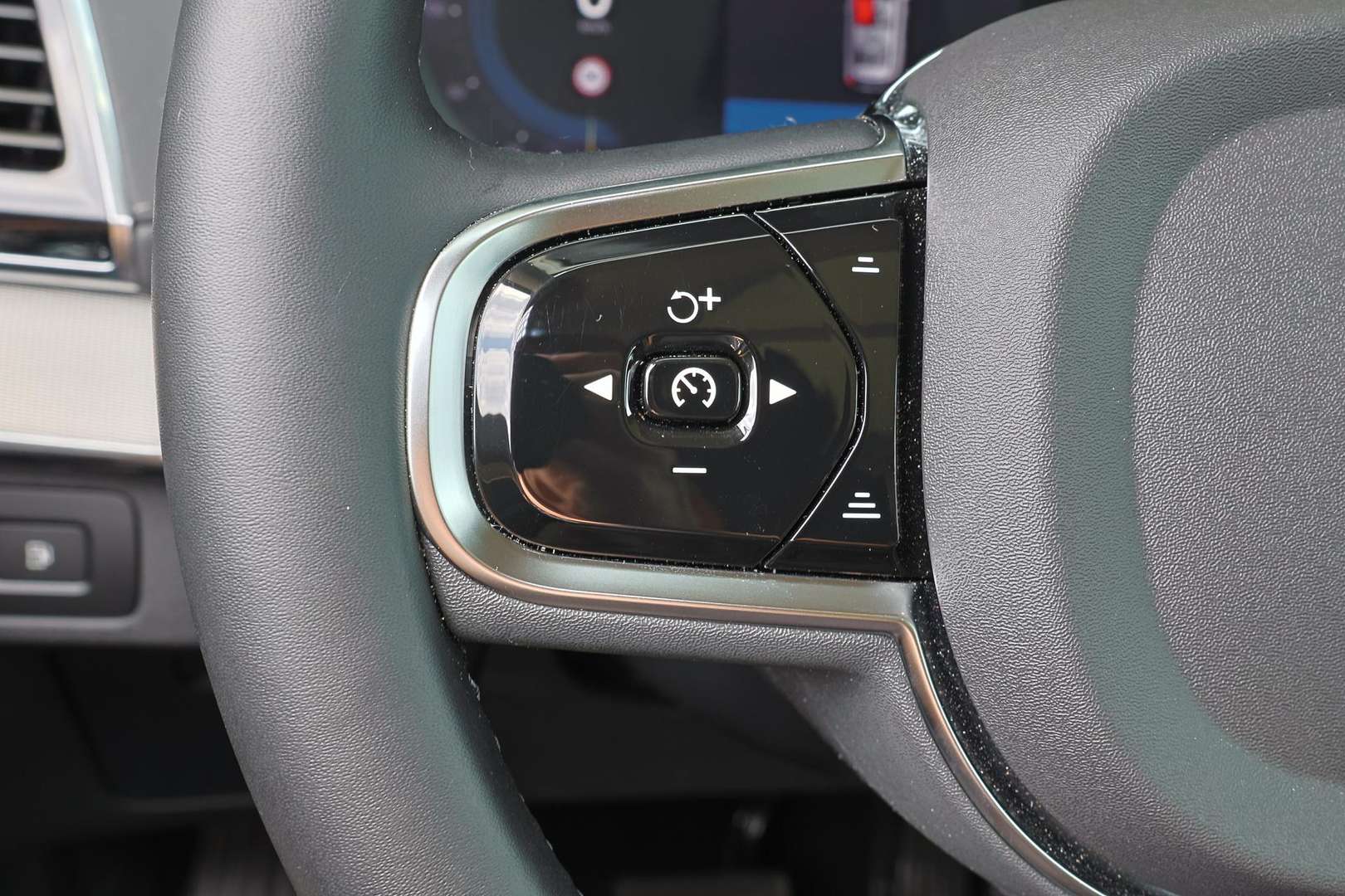 Volvo XC90 T8 Recharge - 2024 - Joinsteer - #12
