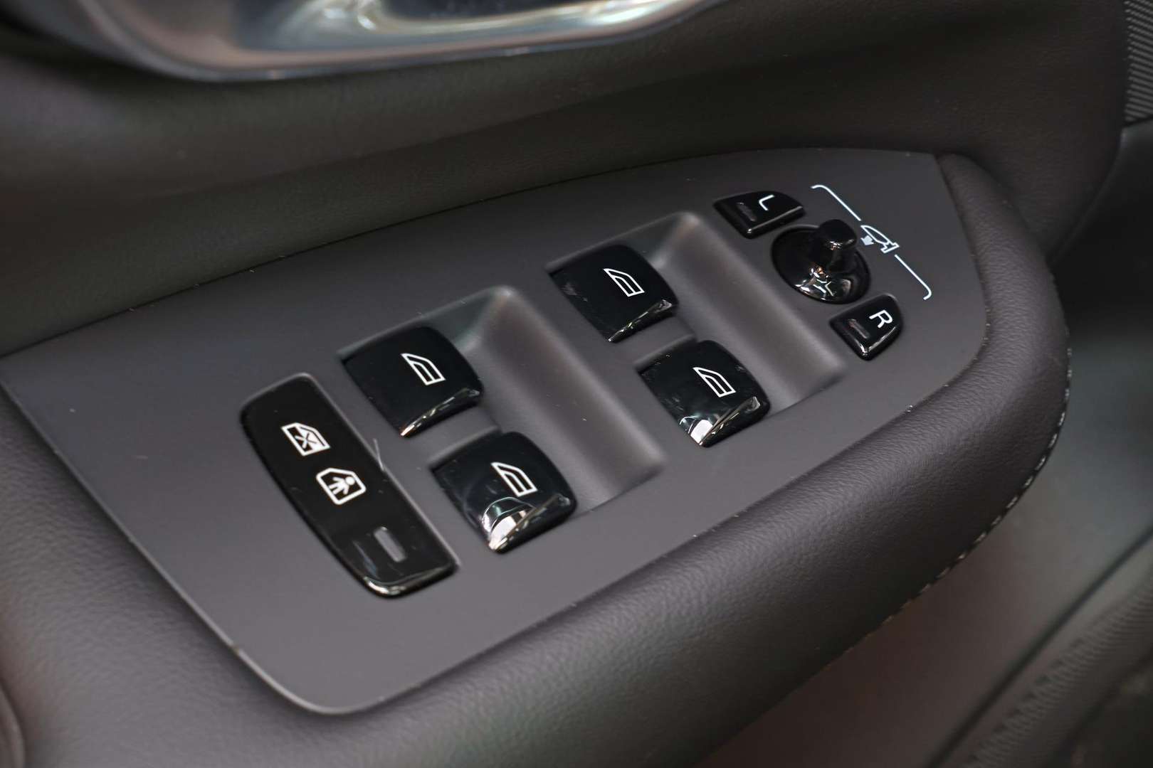 Volvo XC90 T8 Recharge - 2024 - Joinsteer - #13