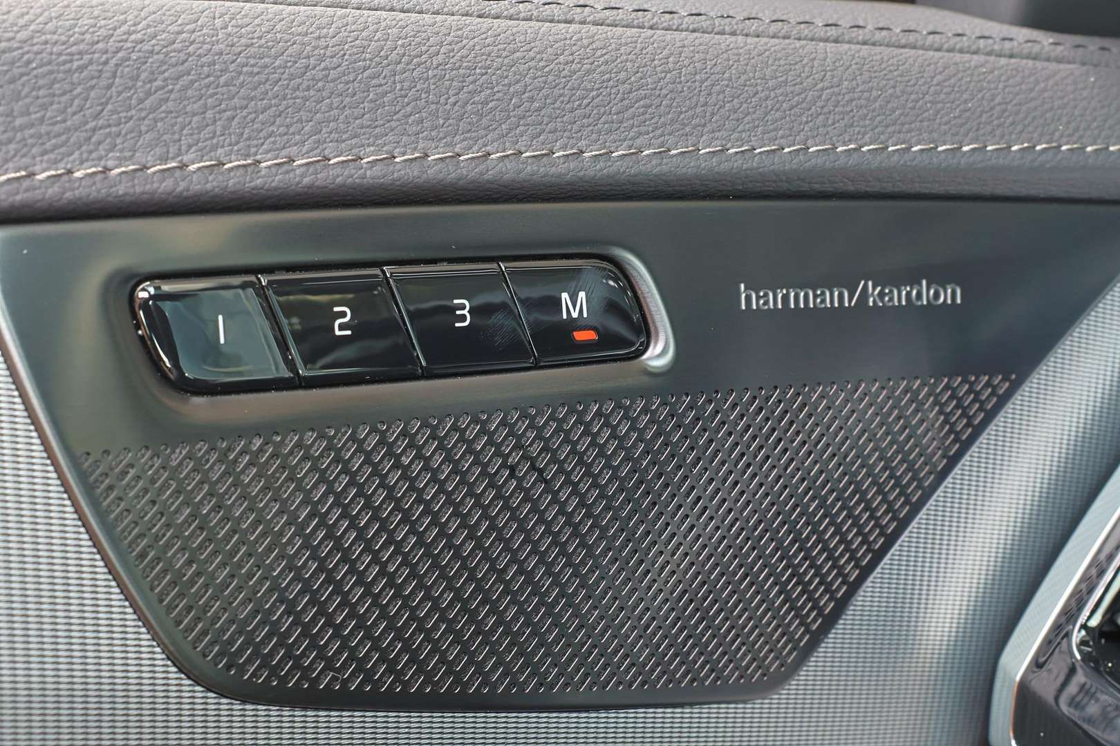 Volvo XC90 T8 Recharge - 2024 - Joinsteer - #14