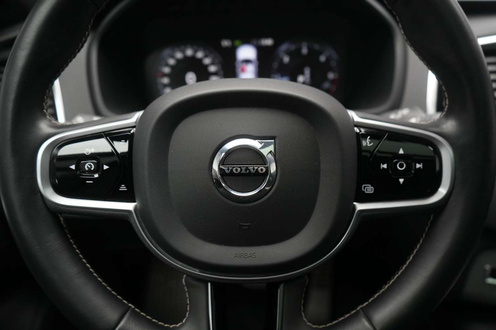 Volvo XC90 B5 R Design - 2020 - Joinsteer - #21