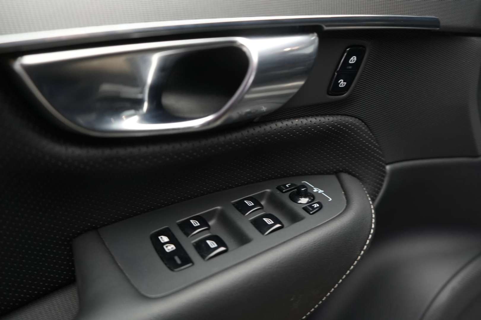 Volvo XC90 B5 R Design - 2020 - Joinsteer - #29