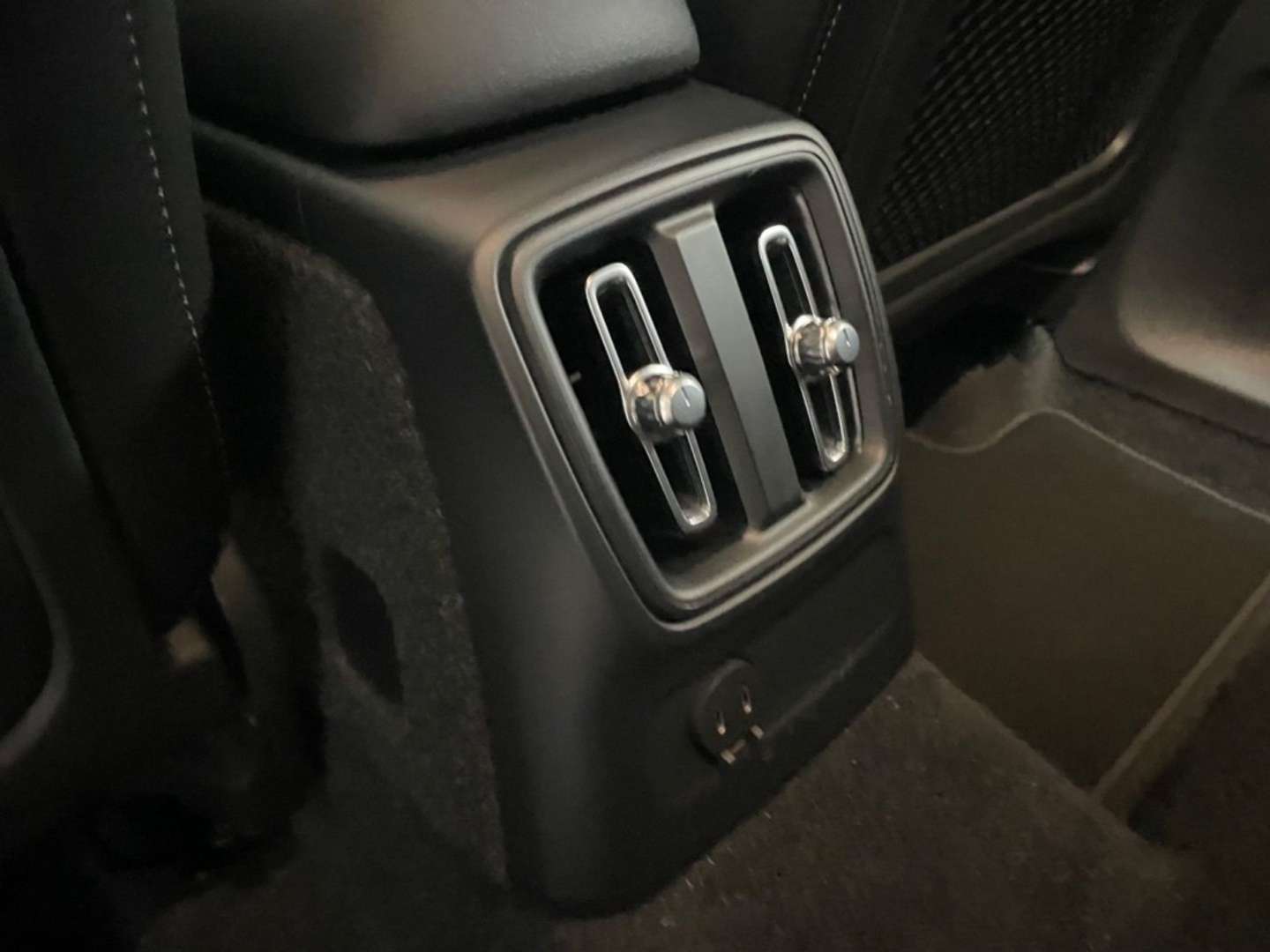 Volvo XC40 T4 Recharge Ultimate - 2022 - Joinsteer - #35