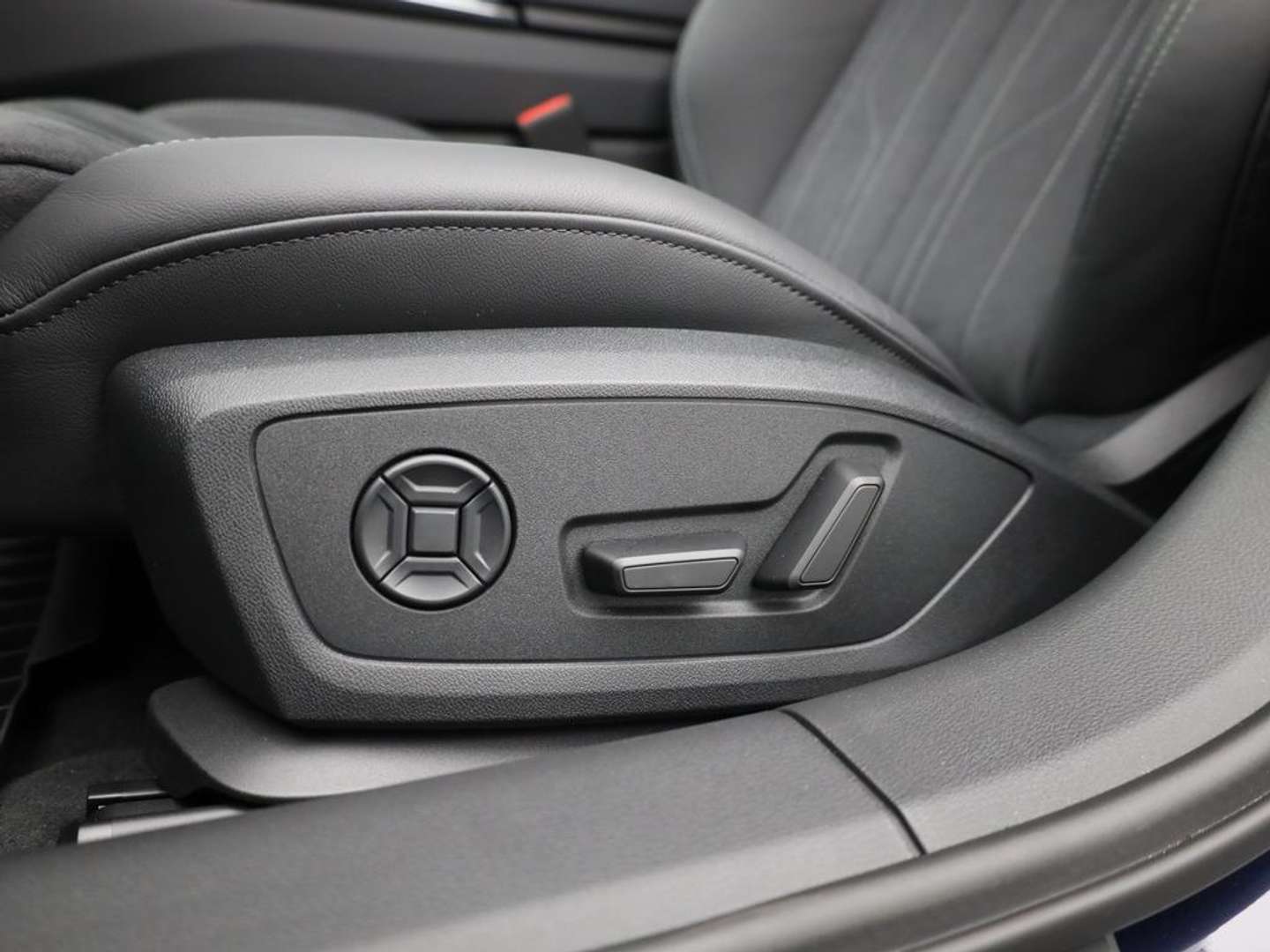 Audi A6 S Line Avant 50 TFSIe - 2025 - Joinsteer - #27