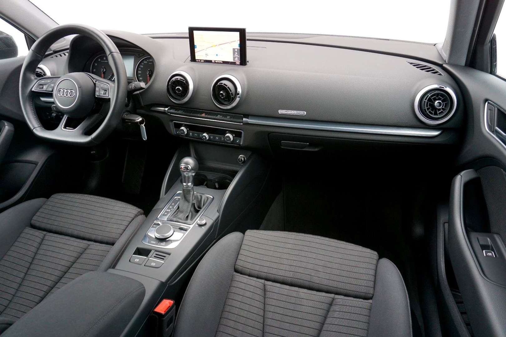 Audi A3 Limousine 2.0 TFSI - 2019 - Joinsteer - #25