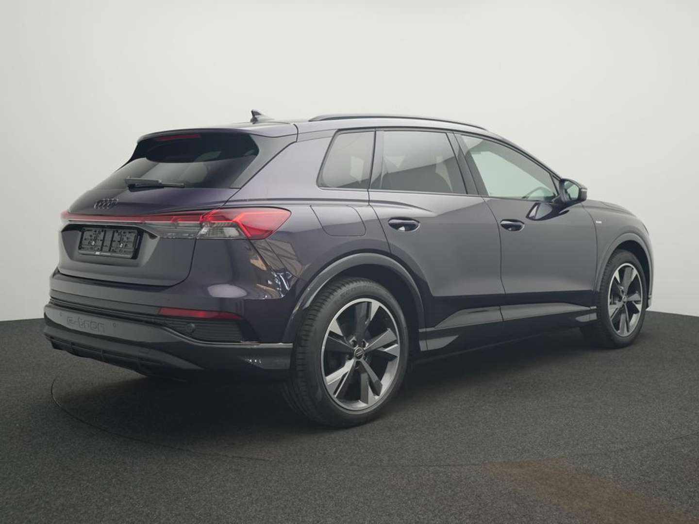 Audi Q4 E-tron Attraction 45 - 2025 - Joinsteer - #1