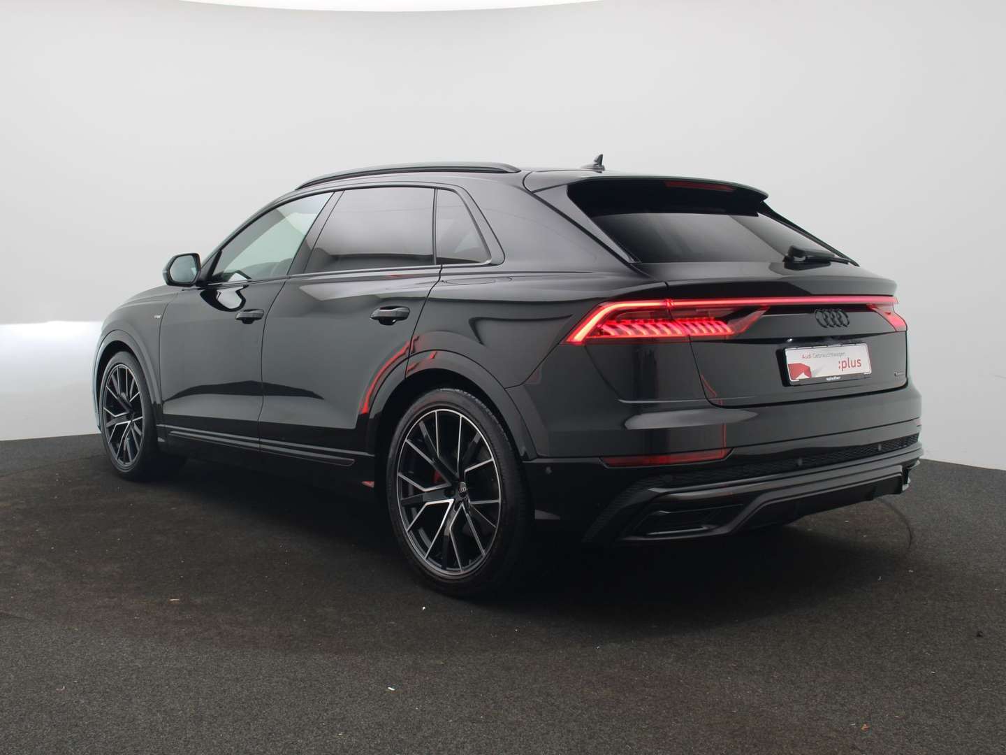 Audi Q8 S Line 55 TFSI Competition Plus - 2023 - Joinsteer - #4