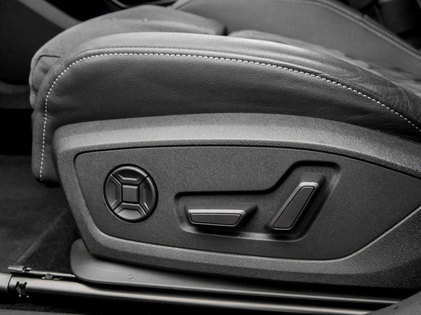 Audi Q4 E-tron Basis 50 - 2021 - Joinsteer - #13