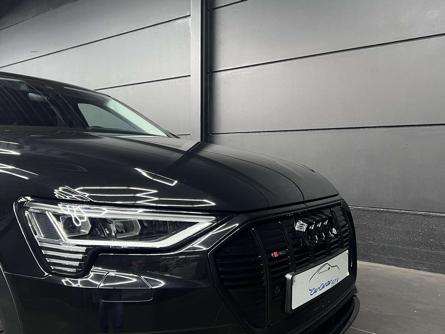 Audi E-tron Sportback Full Black - 2022 - Joinsteer - #6