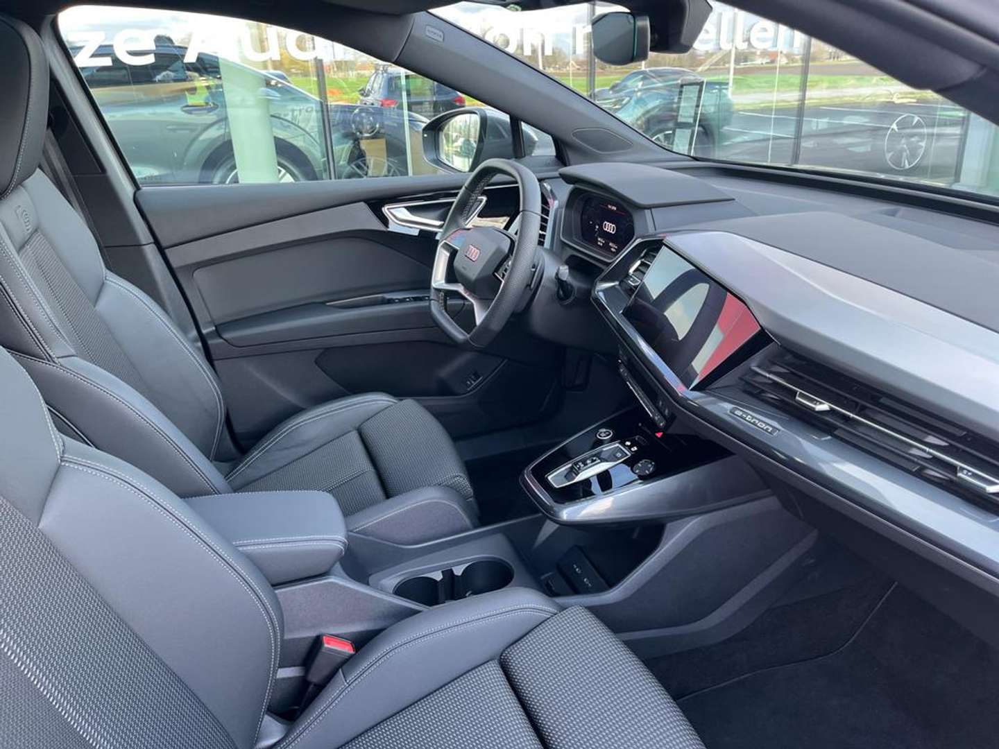 Audi Q4 E-tron S Line 45 E-tron - 2024 - Joinsteer - #13