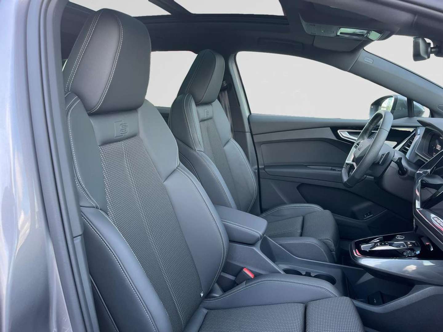 Audi Q4 E-tron S Line 45 E-tron - 2024 - Joinsteer - #14