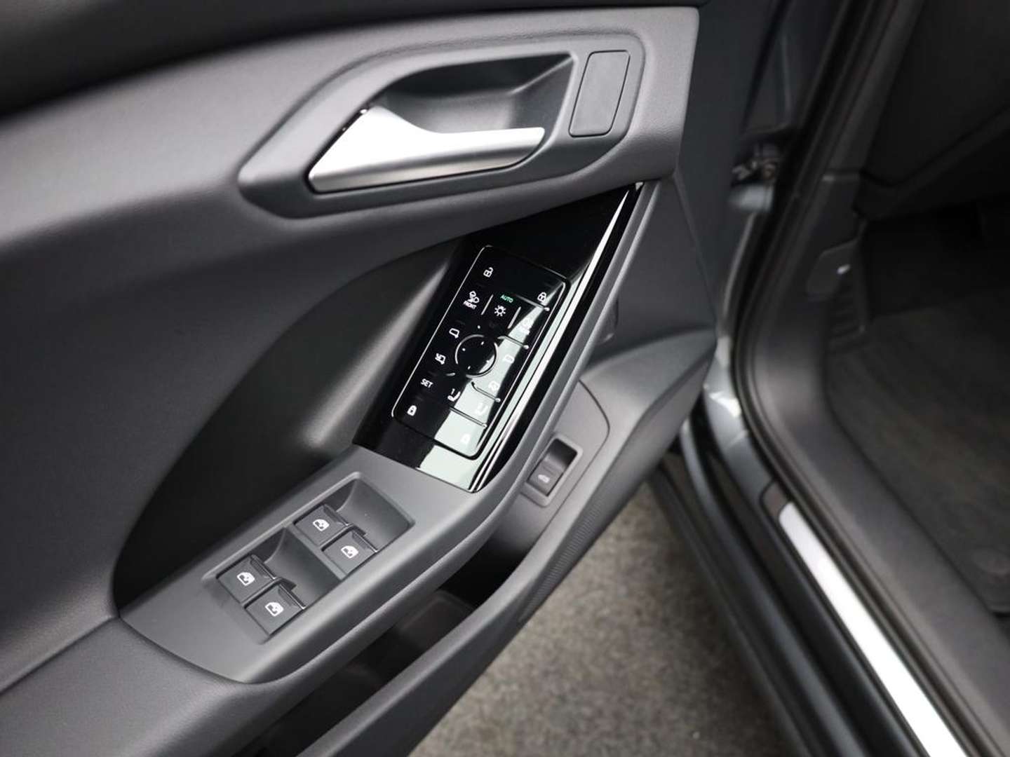 Audi Q6 E-tron Performance - 2025 - Joinsteer - #13