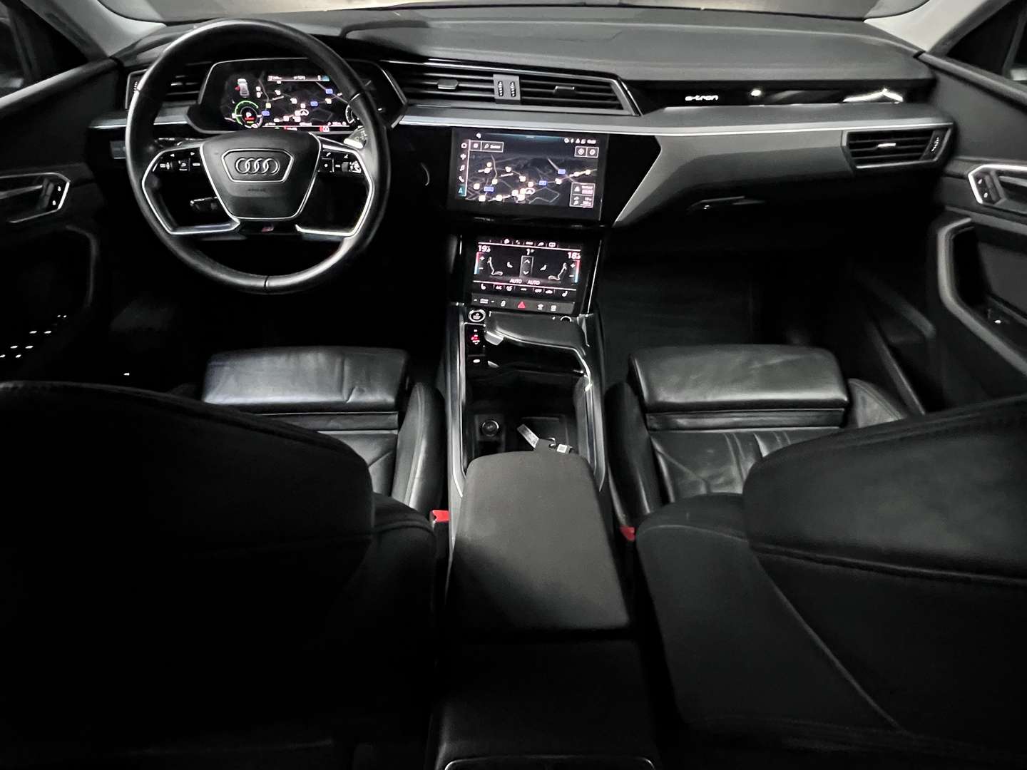 Audi E-tron Sportback Full Black - 2022 - Joinsteer - #11