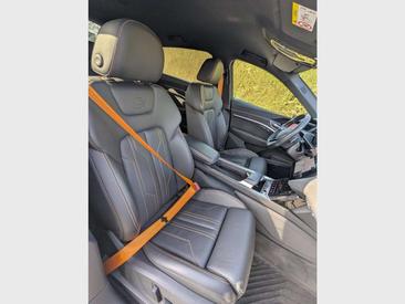 Audi Q8 E-tron — photo 10