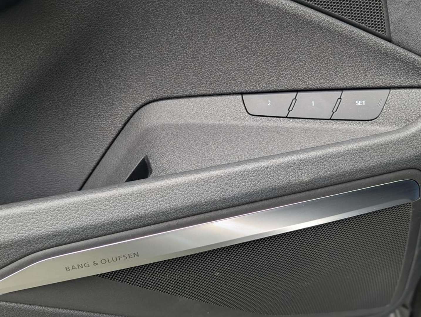 Audi Q8 E-tron Sportback Black Edition - 2022 - Joinsteer - #12