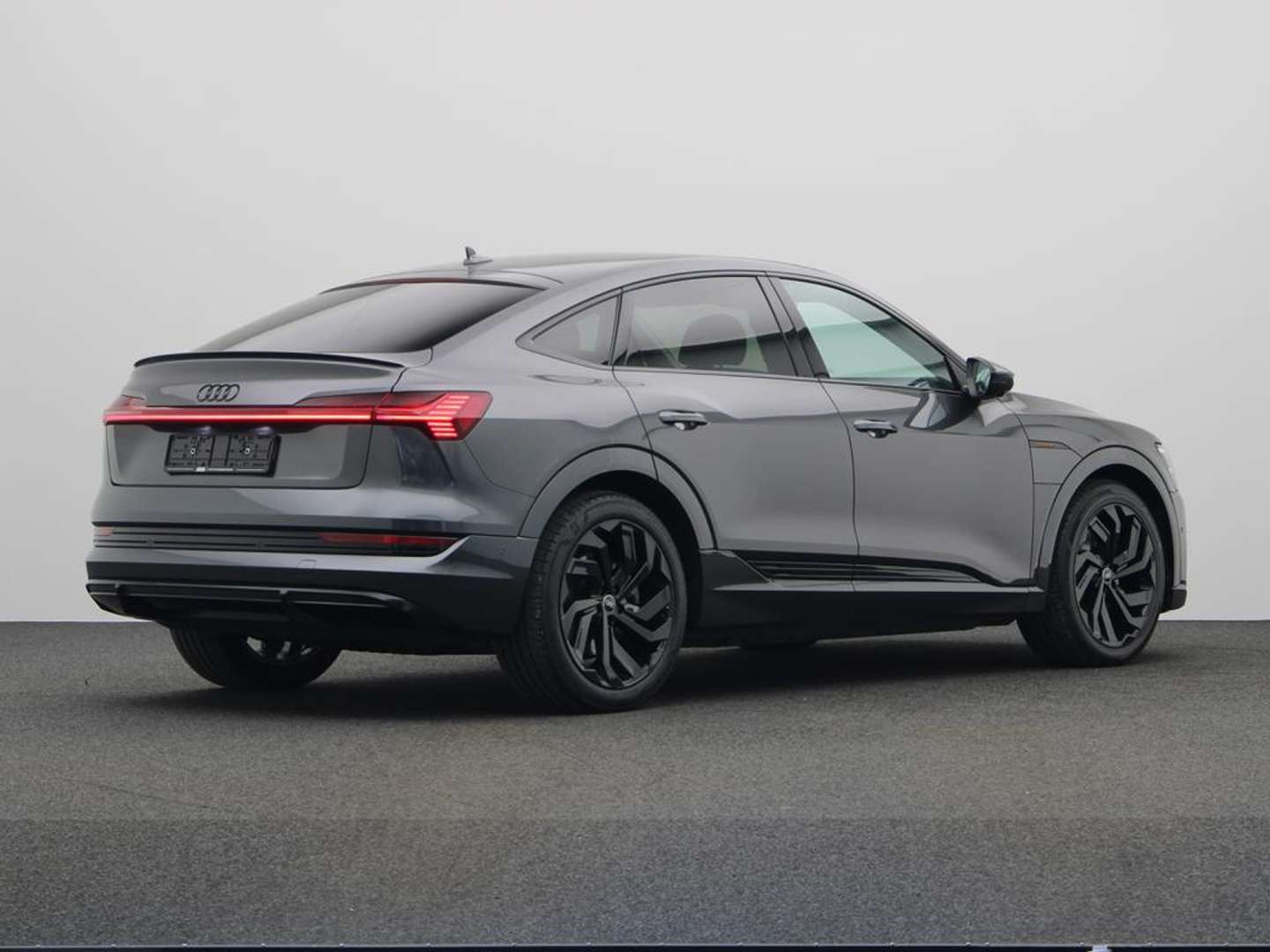 Audi E-tron Sportback S Line 55 - 2023 - Joinsteer - #2