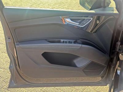 Audi Q4 E-tron S Line 40 -  - Joinsteer - #4