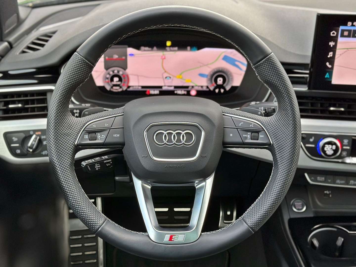 Audi A4 S Line Black 40 TFSI - 2024 - Joinsteer - #13