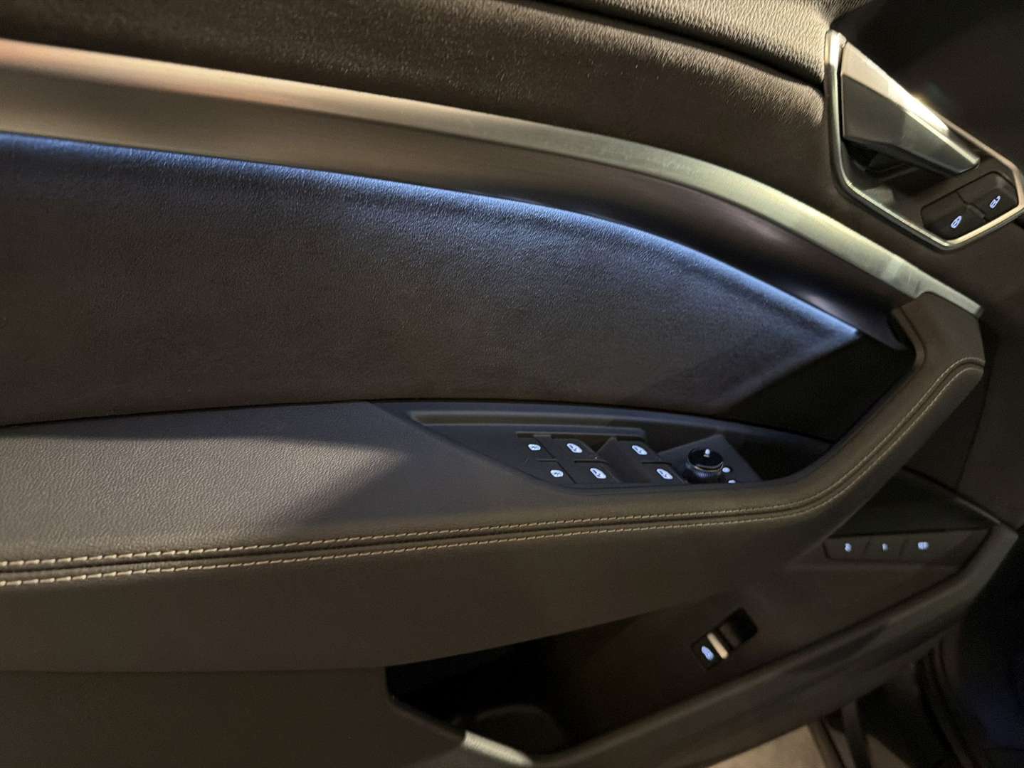 Audi Q8 E-tron S Line 340 - 2023 - Joinsteer - #9