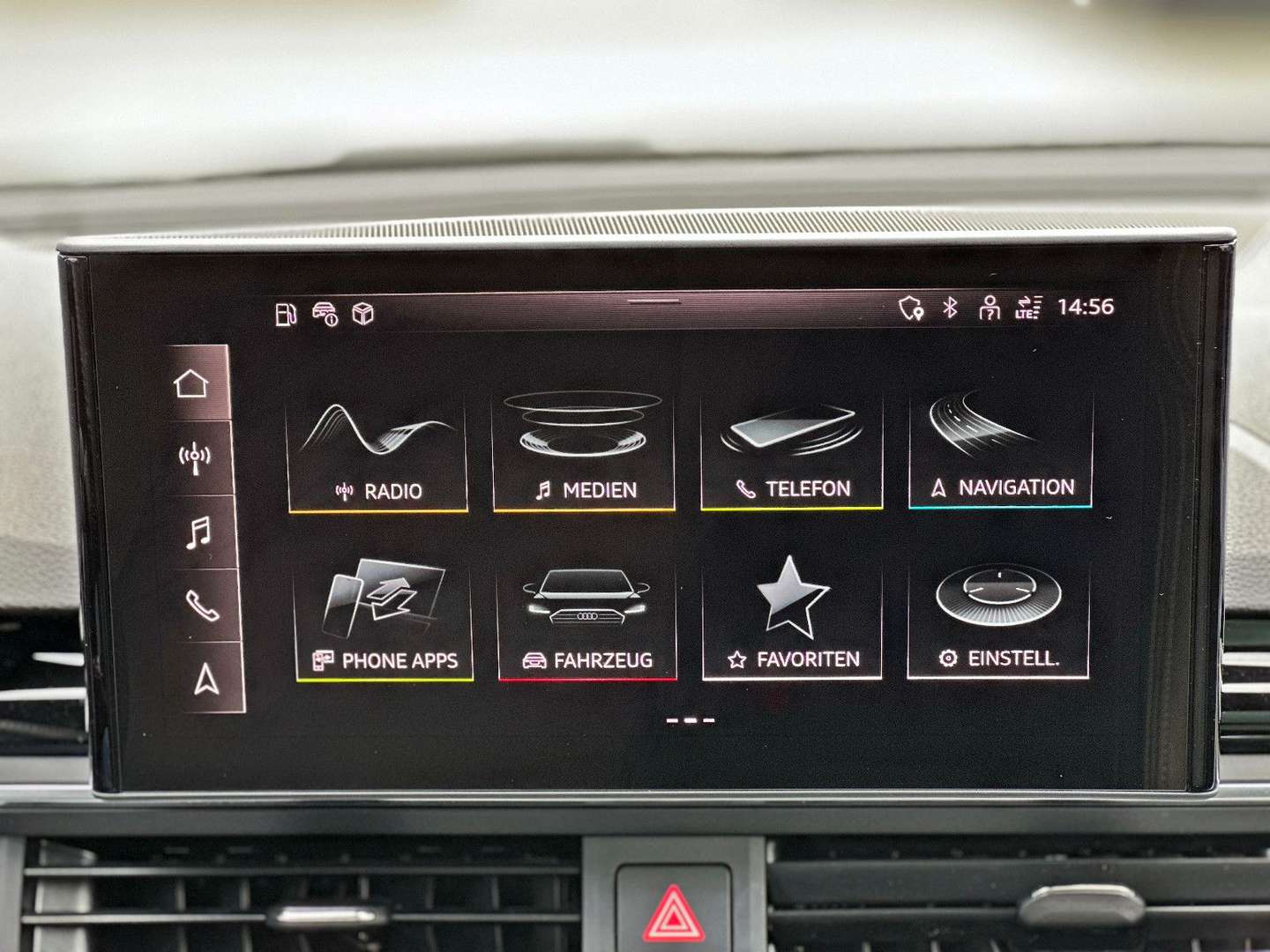 Audi A4 S Line Black 40 TFSI - 2024 - Joinsteer - #19