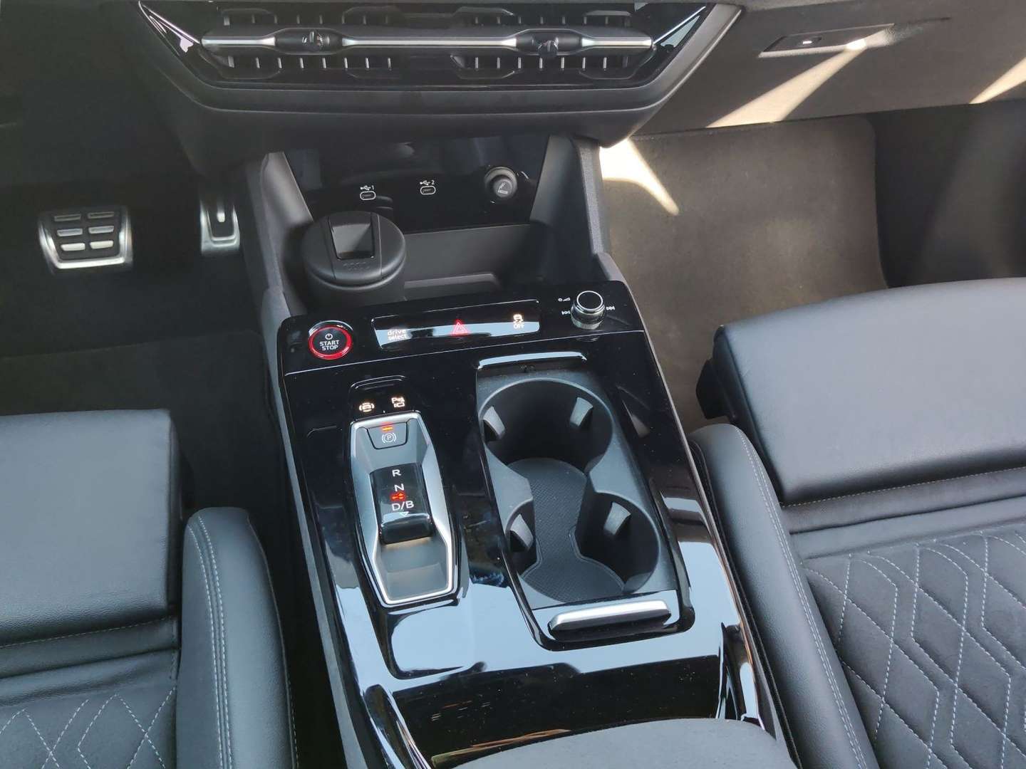 Audi SQ6 E-tron TechPro ExpPro Luft - 2024 - Joinsteer - #6