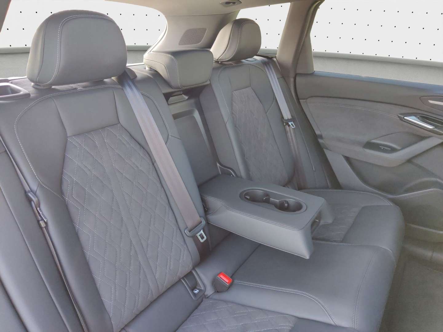 Audi SQ6 E-tron TechPro ExpPro Luft - 2024 - Joinsteer - #13