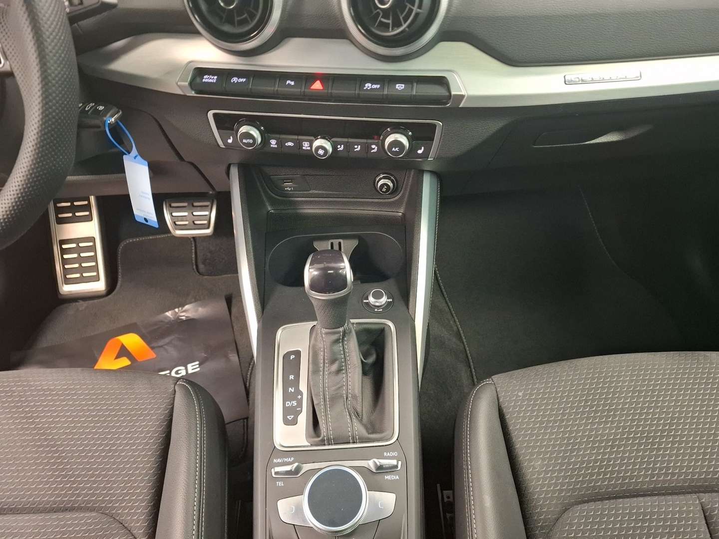 Audi SQ2 S Line 40 TFSI - 2023 - Joinsteer - #9