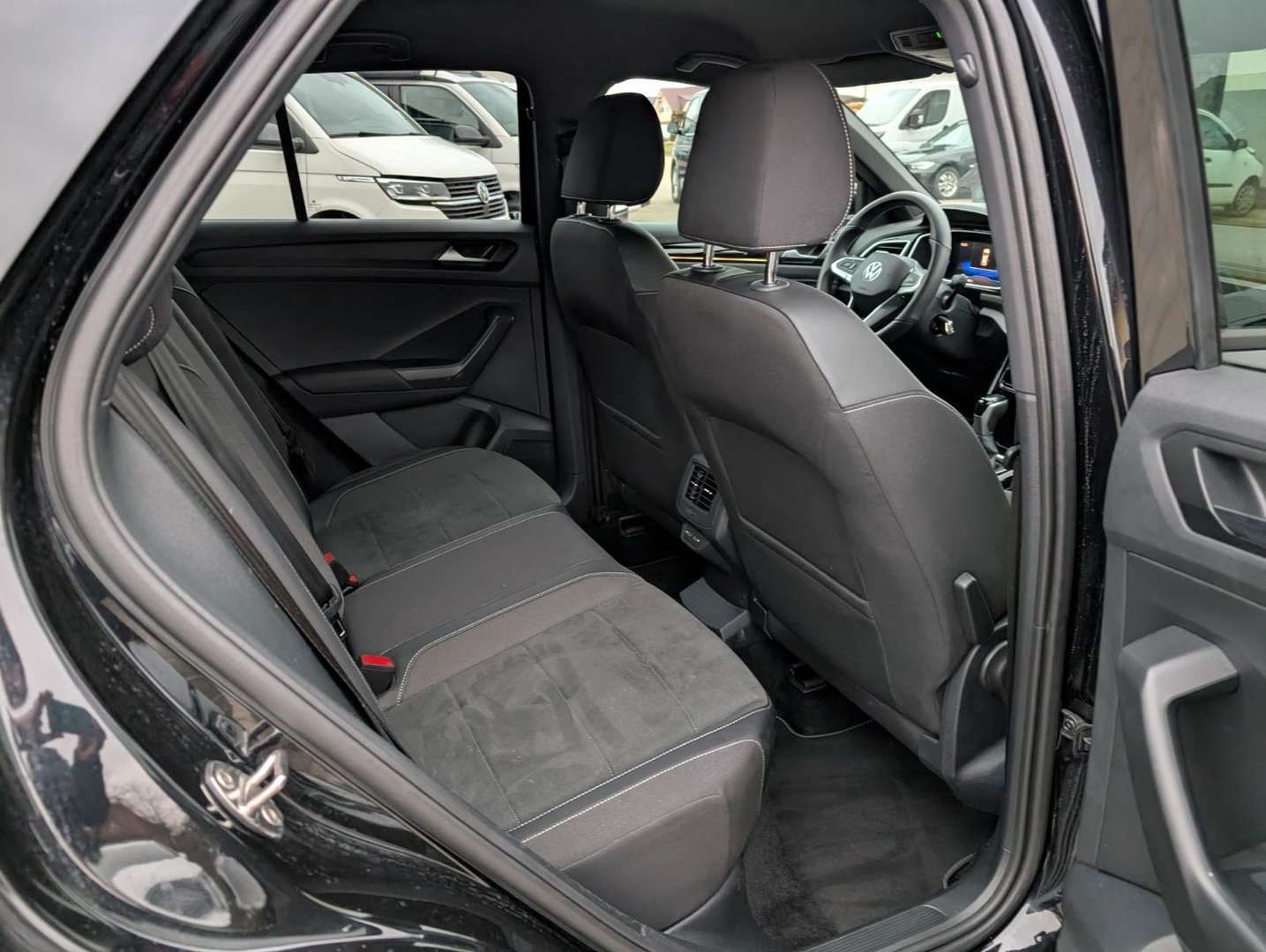 Volkswagen T-Roc R-Line - 2025 - Joinsteer - #9