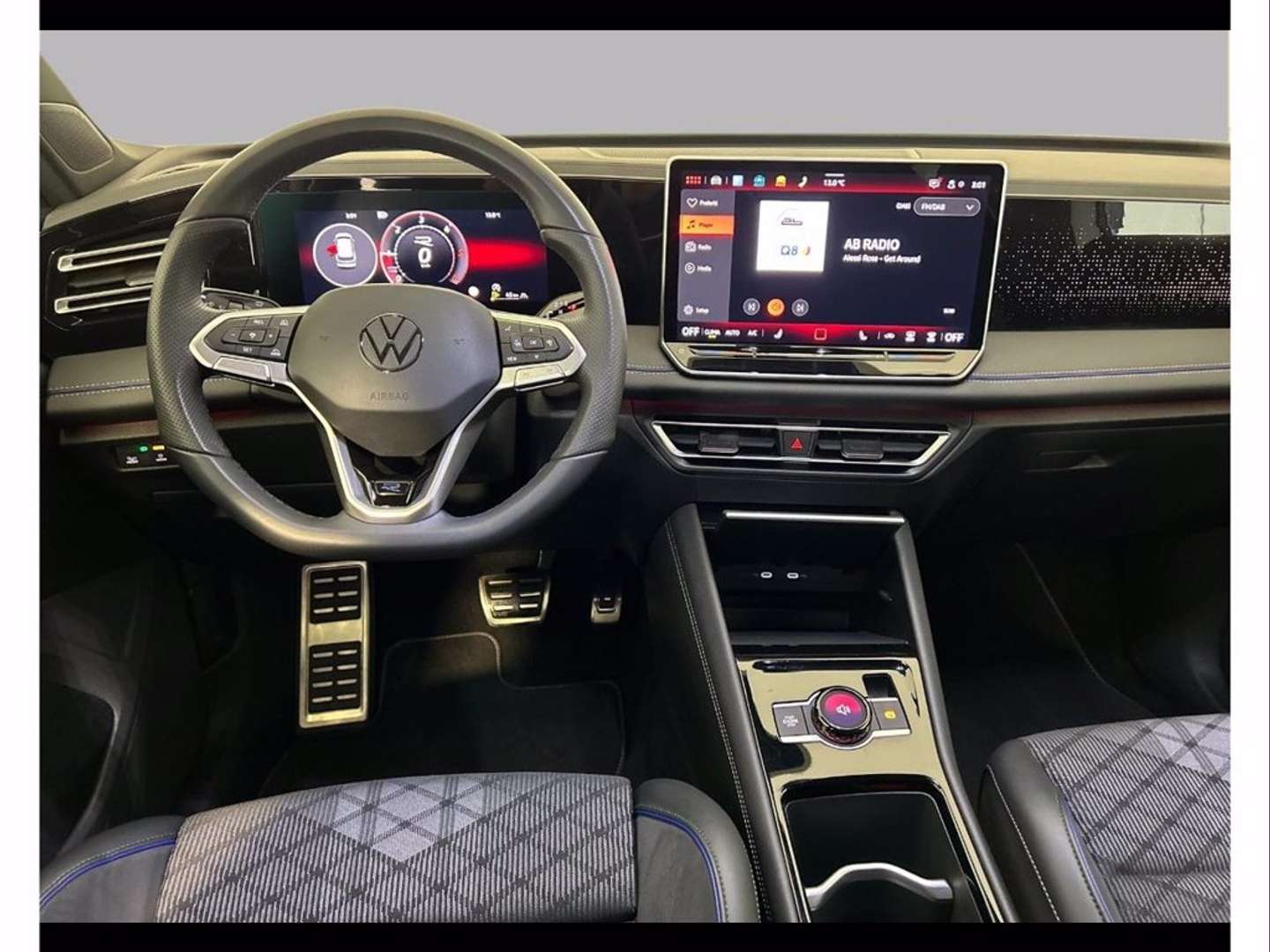Volkswagen TIGUAN R-Line - 2025 - Joinsteer - #8
