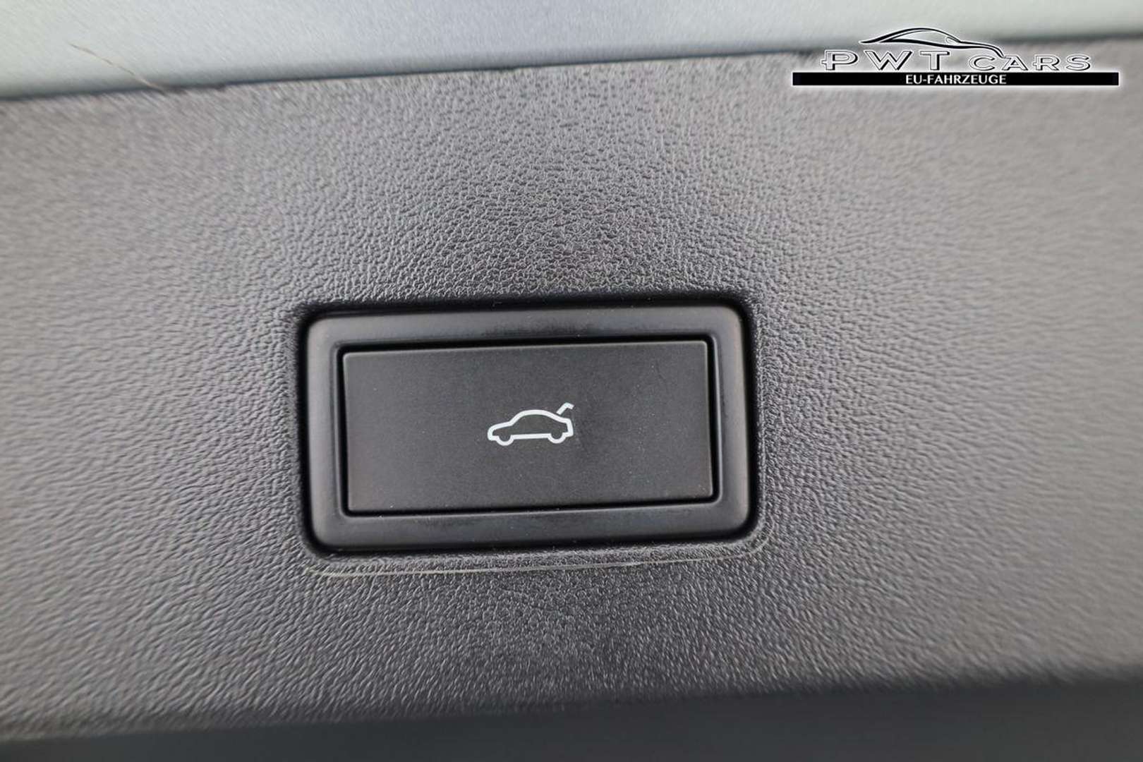 Volkswagen T-CROSS 4Motion R-Line - 2025 - Joinsteer - #13