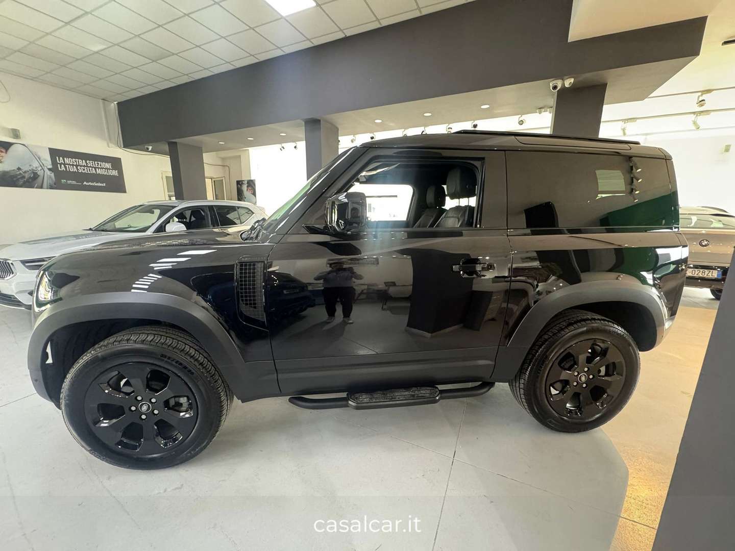 Land Rover Defender 90 X-Dynamic SE AUTO 3.0D I6 200 CV AWD Auto - 2024 - Joinsteer - #4