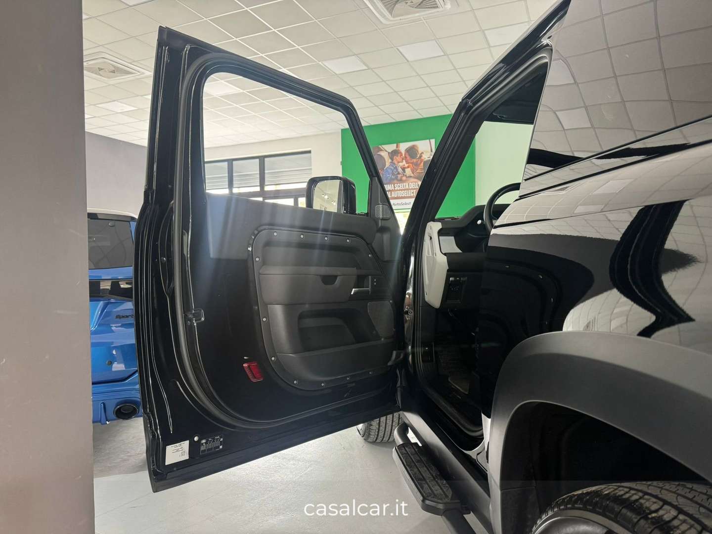 Land Rover Defender 90 X-Dynamic SE AUTO 3.0D I6 200 CV AWD Auto - 2024 - Joinsteer - #9