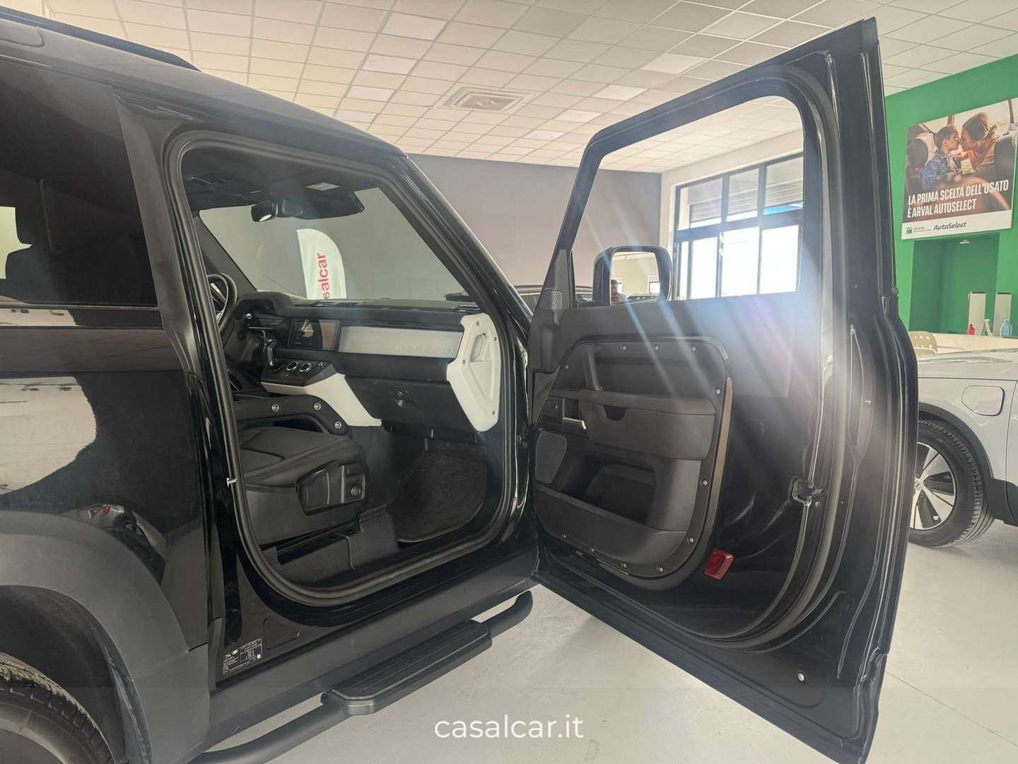 Land Rover Defender 90 X-Dynamic SE AUTO 3.0D I6 200 CV AWD Auto - 2024 - Joinsteer - #19